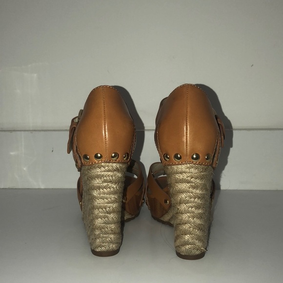 Micheal Kors limited edition “Jet Set” Wedge. - Picture 3 of 4